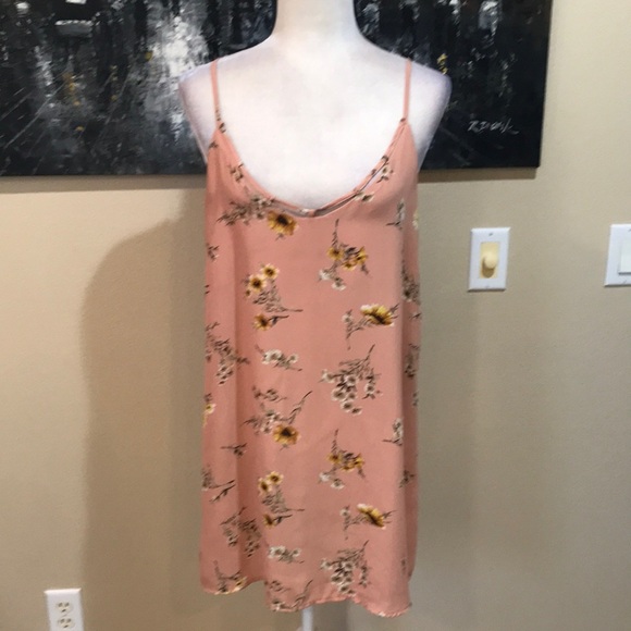 Forever 21 Women's Peach Color Floral Print Mini Dress-Size M - Picture 1 of 9
